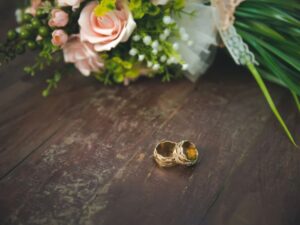 Casual Wedding Attire: A Guide to Looking Stylish Without the Formality