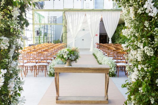 wedding open bar vs cash bar